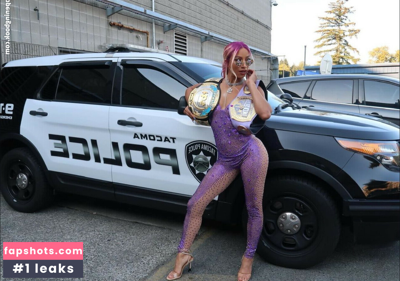Sasha Banks gallery photo #255