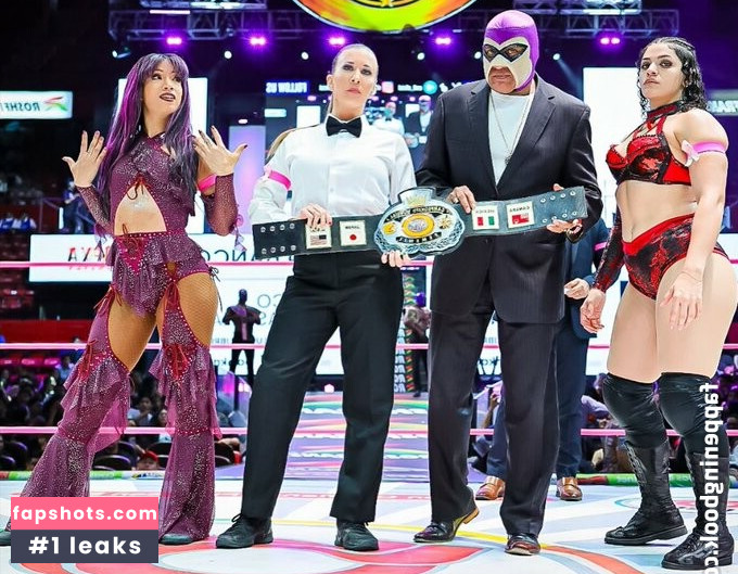 Sasha Banks gallery photo #27