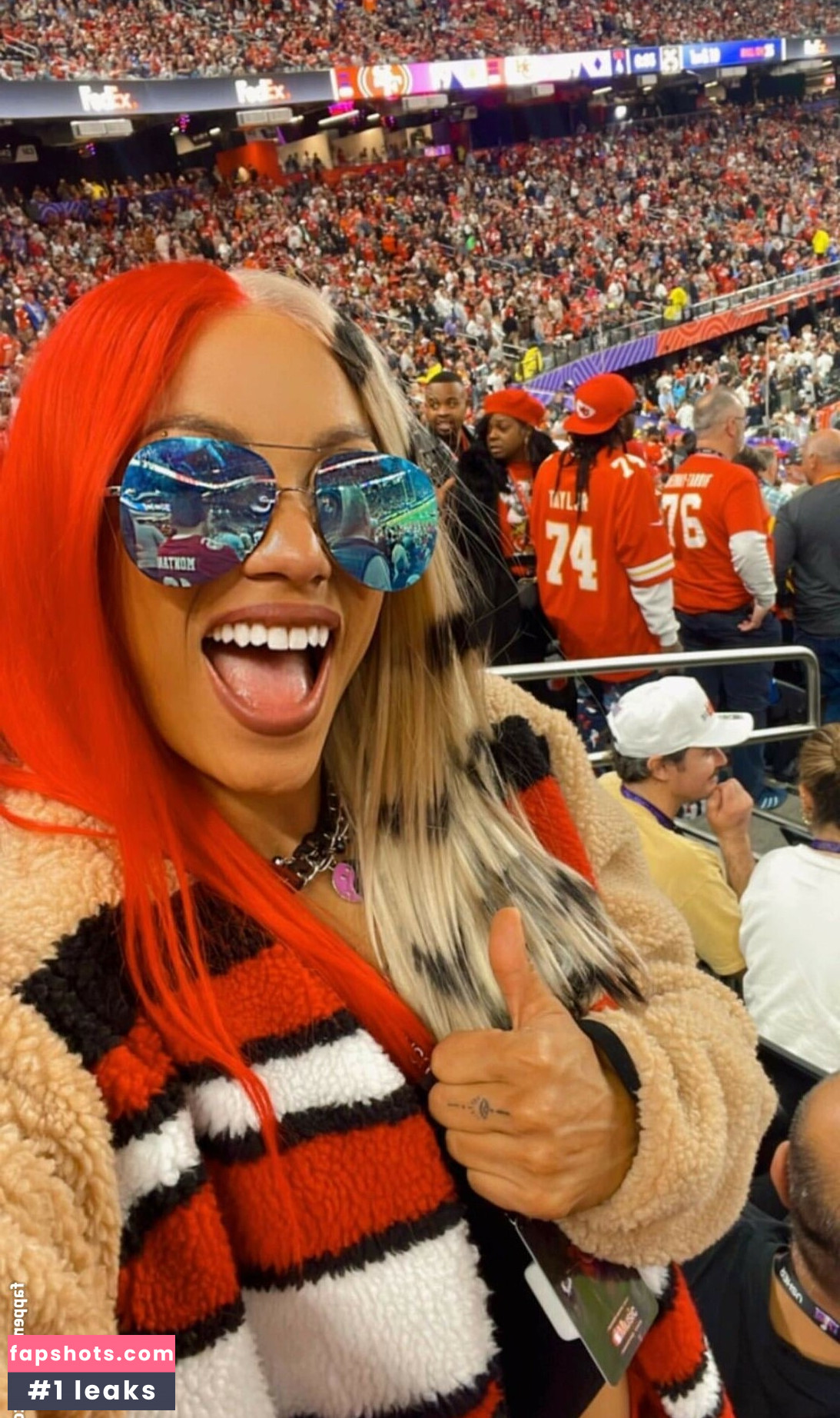 Sasha Banks gallery photo #293