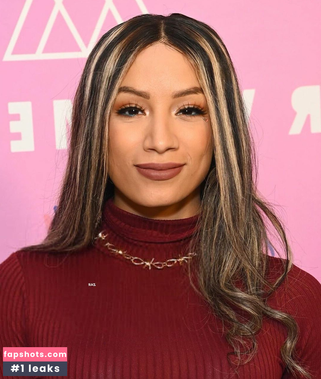 Sasha Banks gallery photo #296