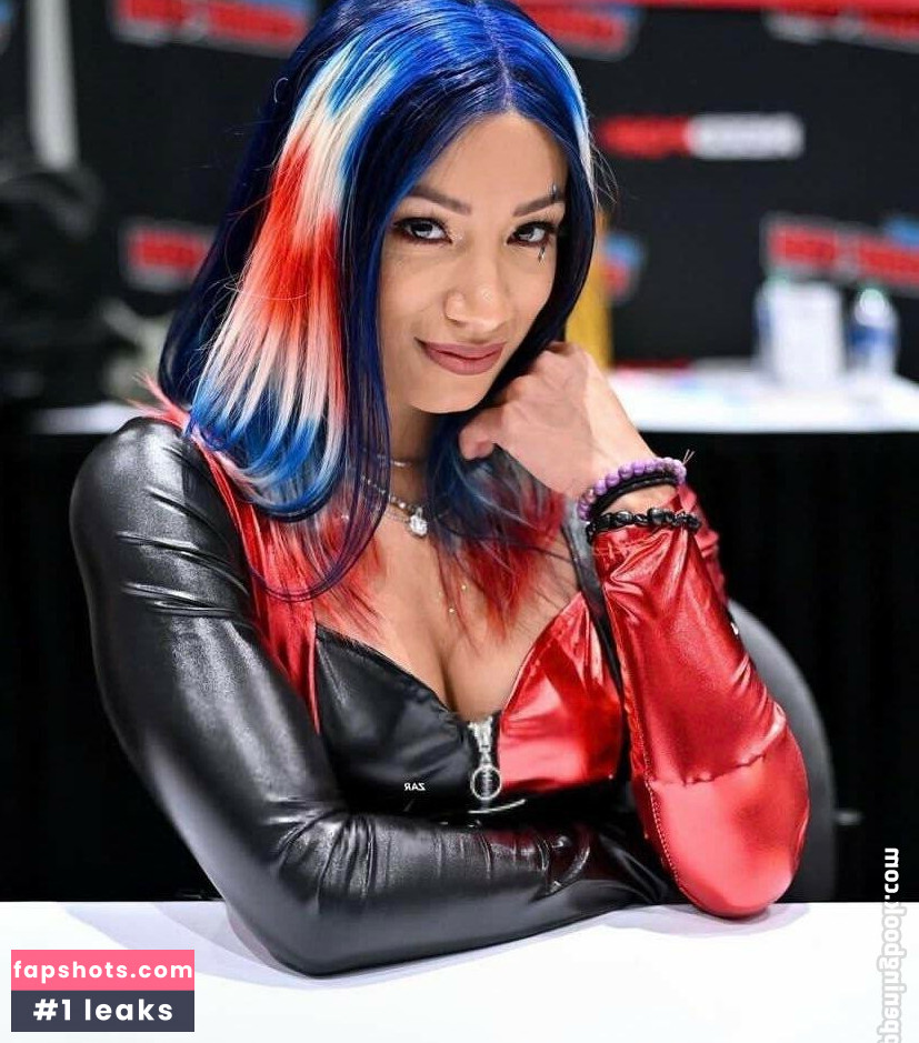 Sasha Banks gallery photo #304