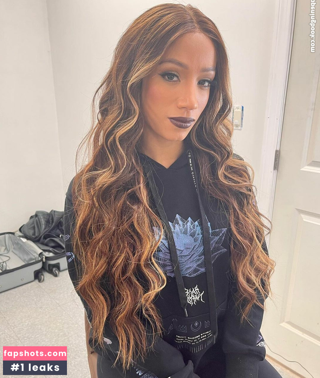 Sasha Banks gallery photo #322