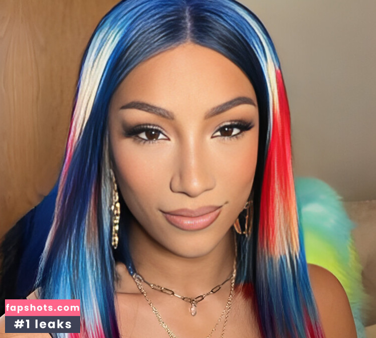 Sasha Banks gallery photo #332