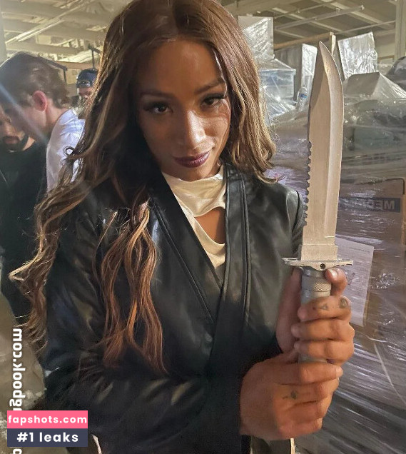 Sasha Banks Nacktheit OnlyFans Fotos #335 - Fapshots