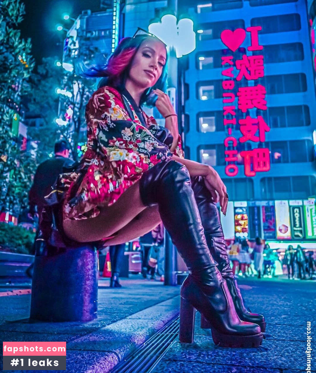 Sasha Banks gallery photo #370