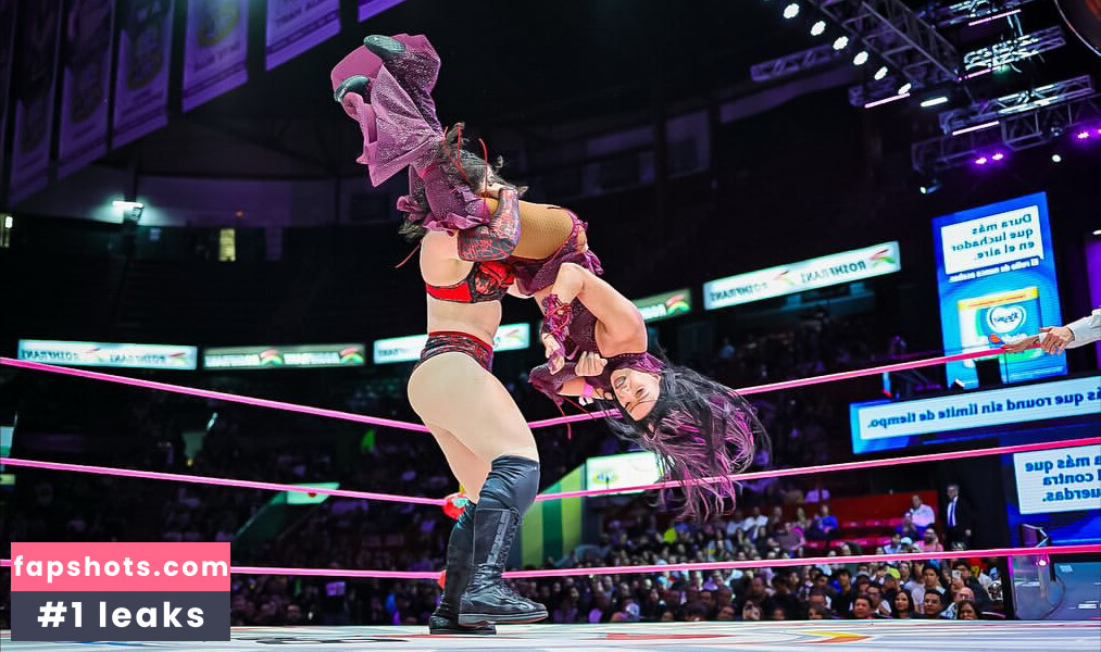 Sasha Banks gallery photo #45