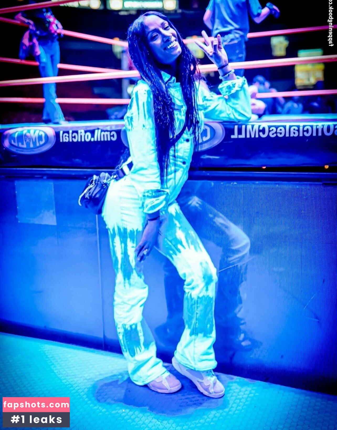 Sasha Banks gallery photo #50