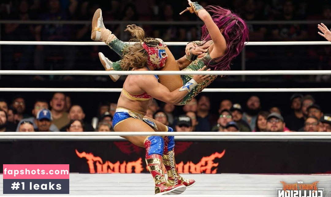 Sasha Banks gallery photo #6