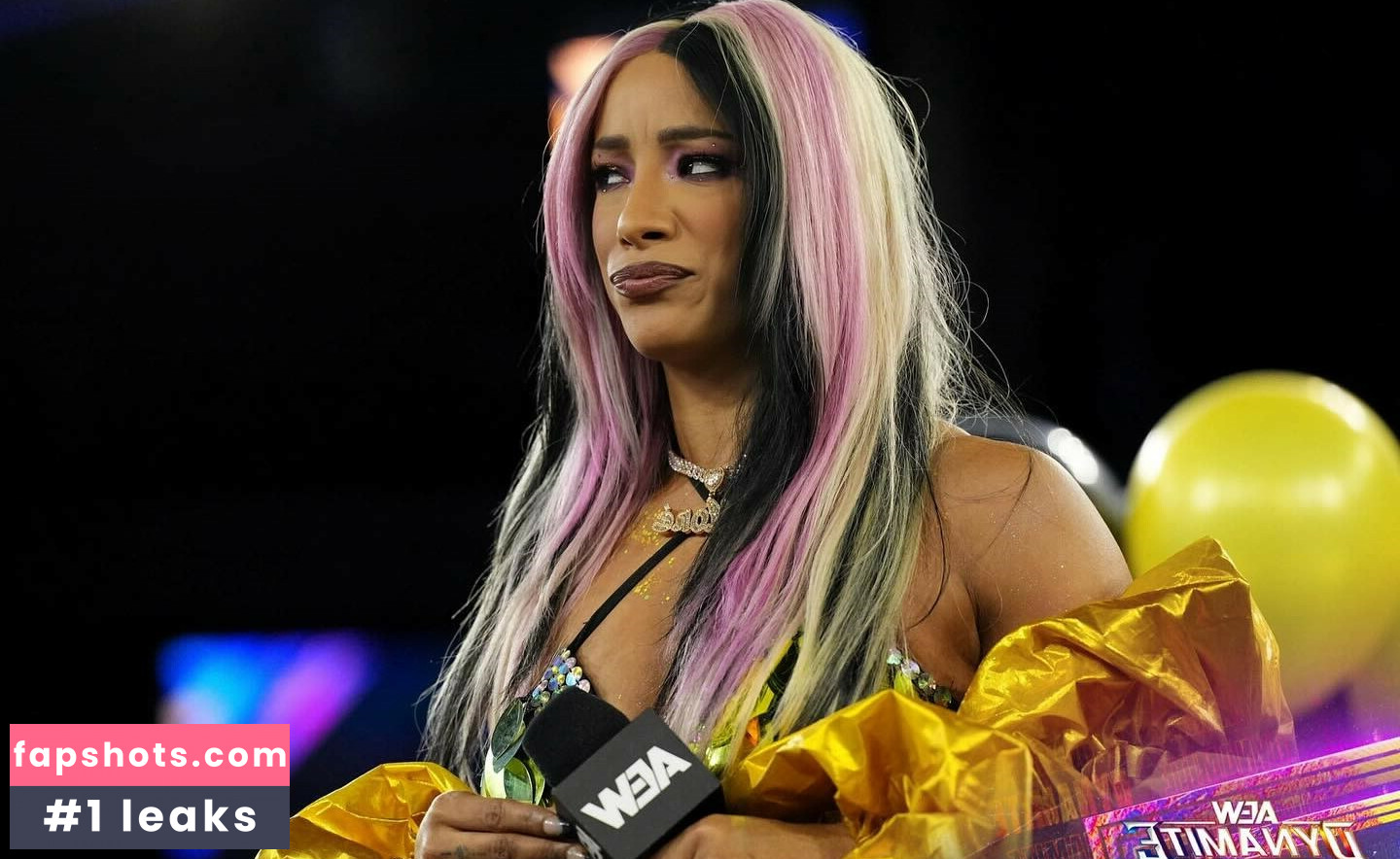 Sasha Banks gallery photo #74