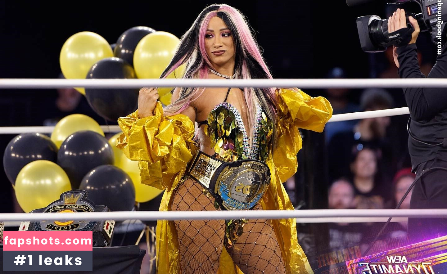 Sasha Banks gallery photo #75