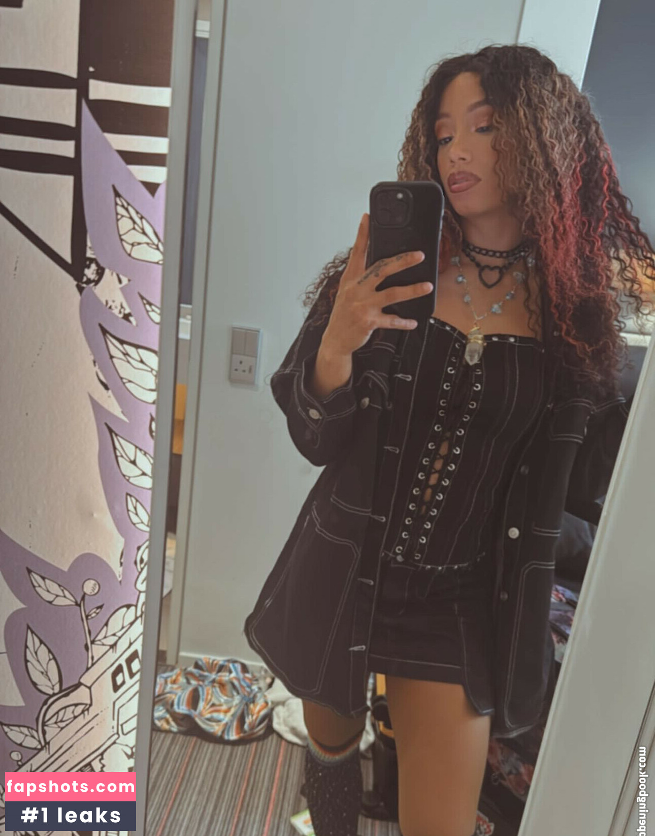 Sasha Banks gallery photo #80