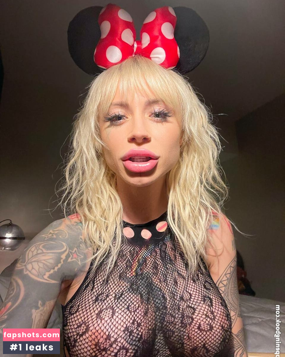 Sasha Beart gallery photo #60