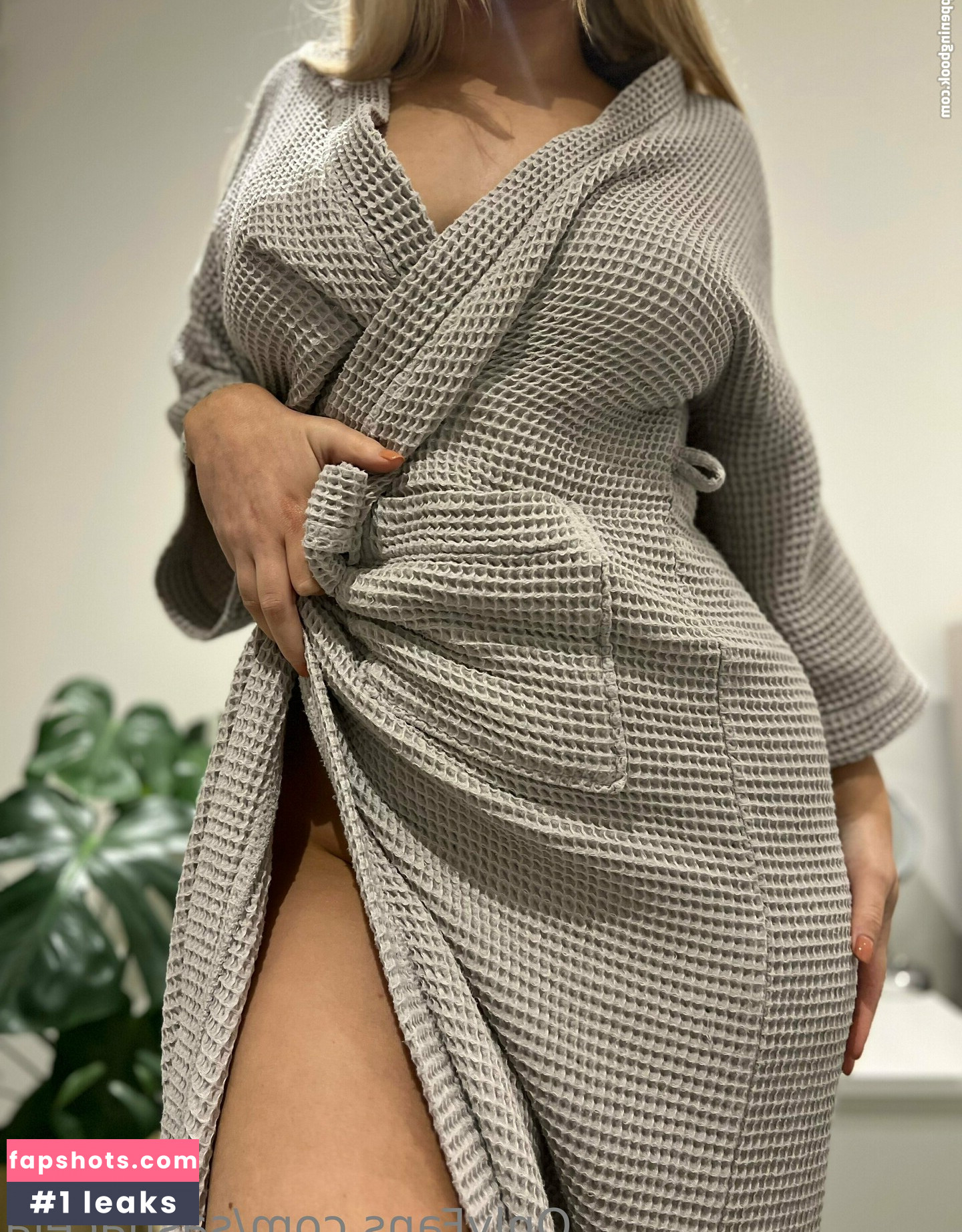 Sasha Cela gallery photo #2