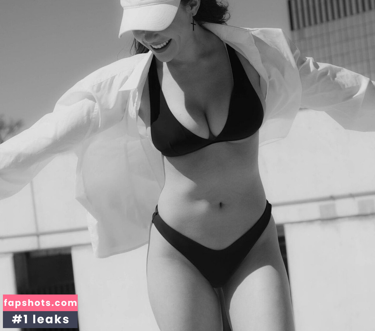 Sasha_Emeri gallery photo #8