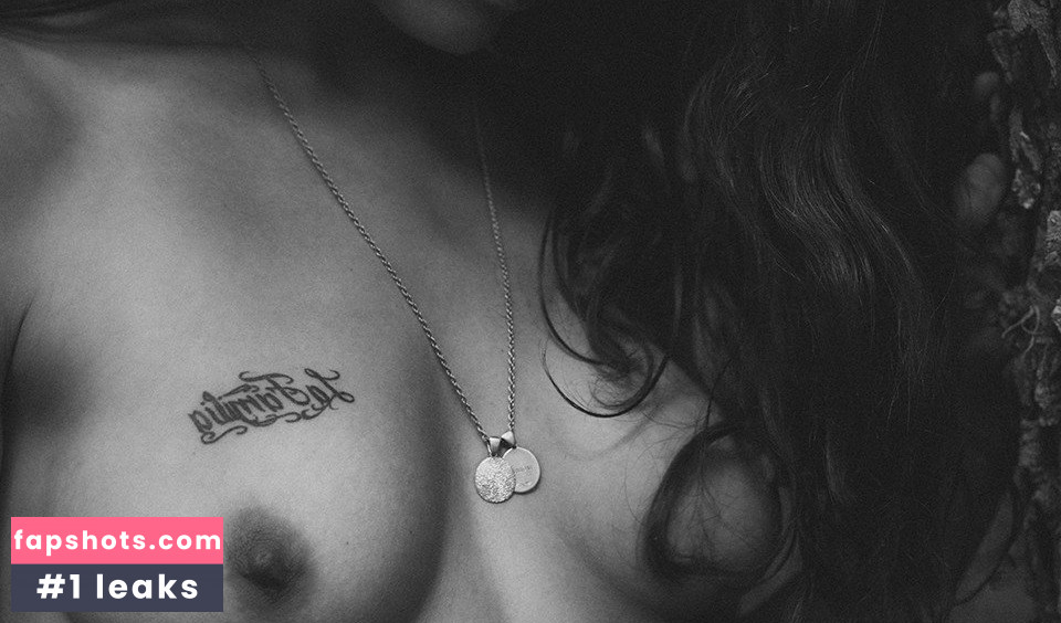 Sasha Fierce Nude Leaks OnlyFans Photos #8 - LeakJerk