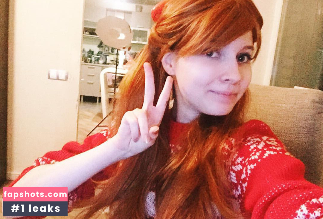 Sasha Gaier gallery photo #14