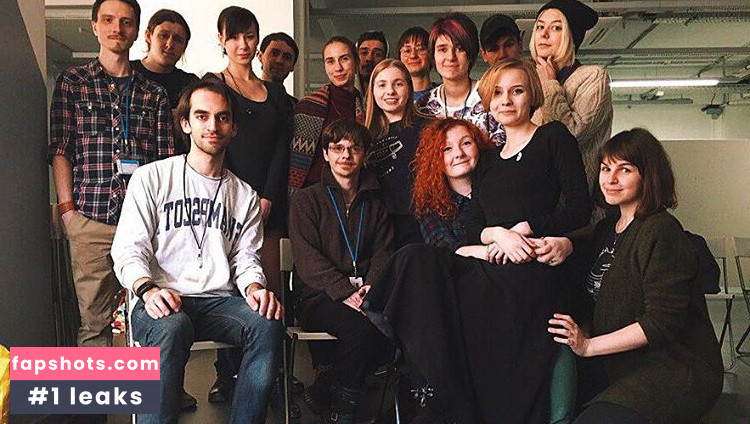 Sasha Gaier gallery photo #35