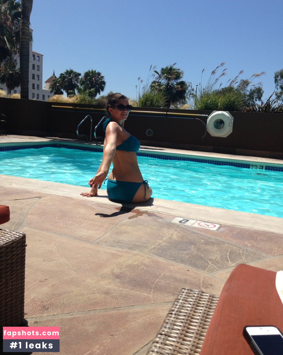 Sasha Gale gallery photo #37