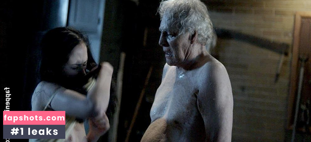 Sasha Higgins nude babe gallery