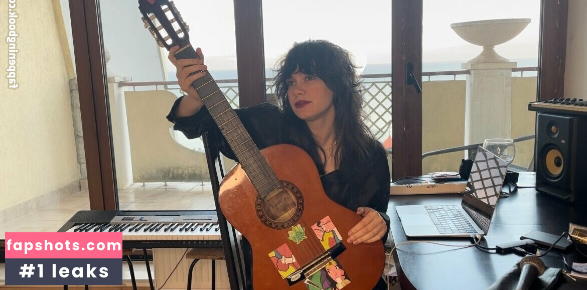 sasha_kugat gallery photo #6