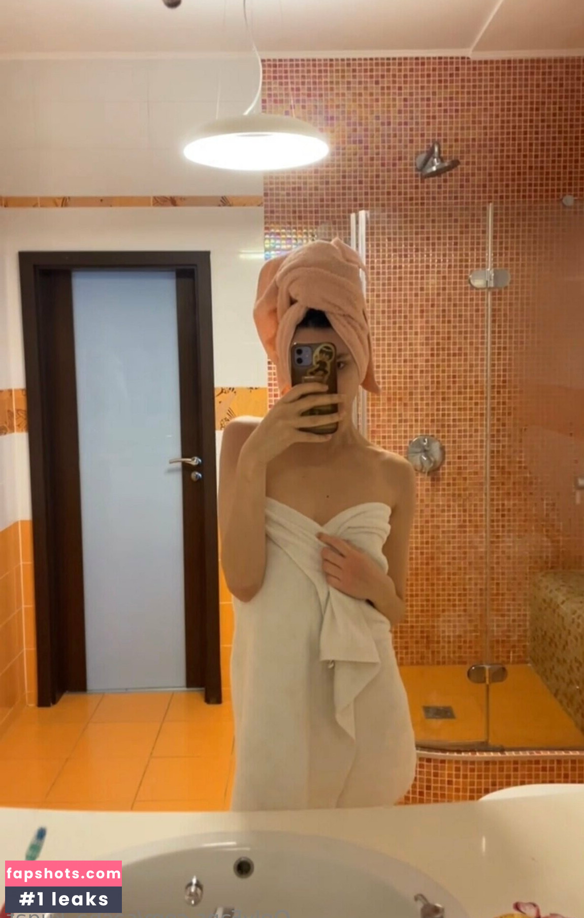 sasha_kugat gallery photo #7