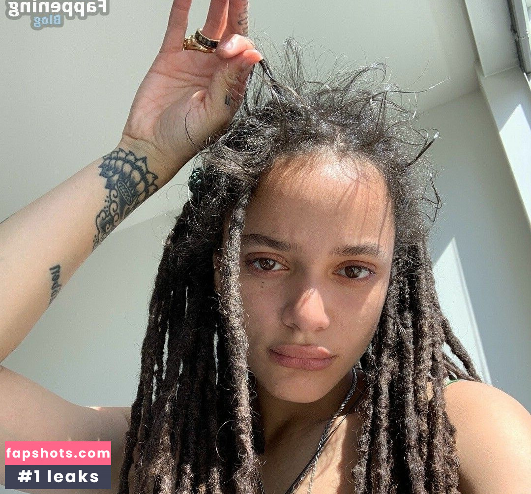 Sasha Lane gallery photo #25