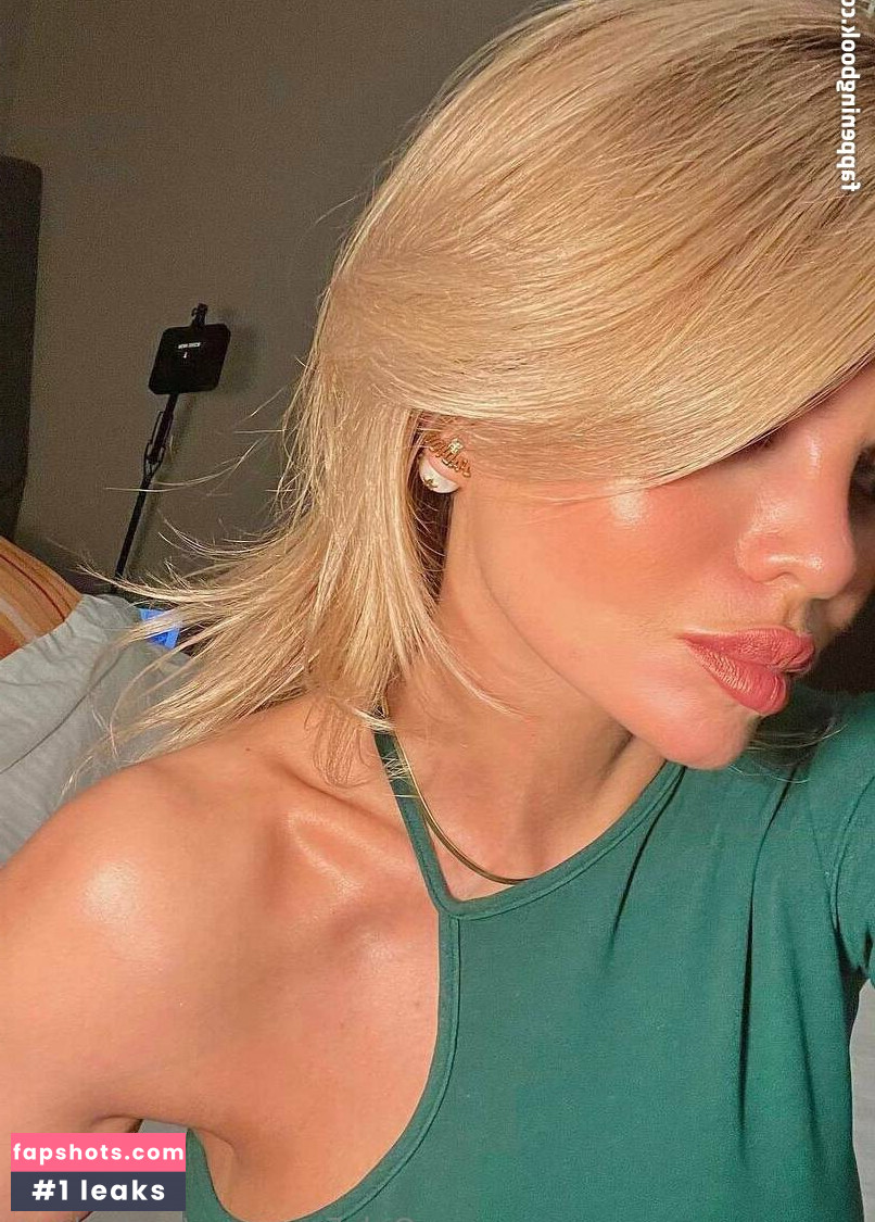 sasha.leee gallery photo #25