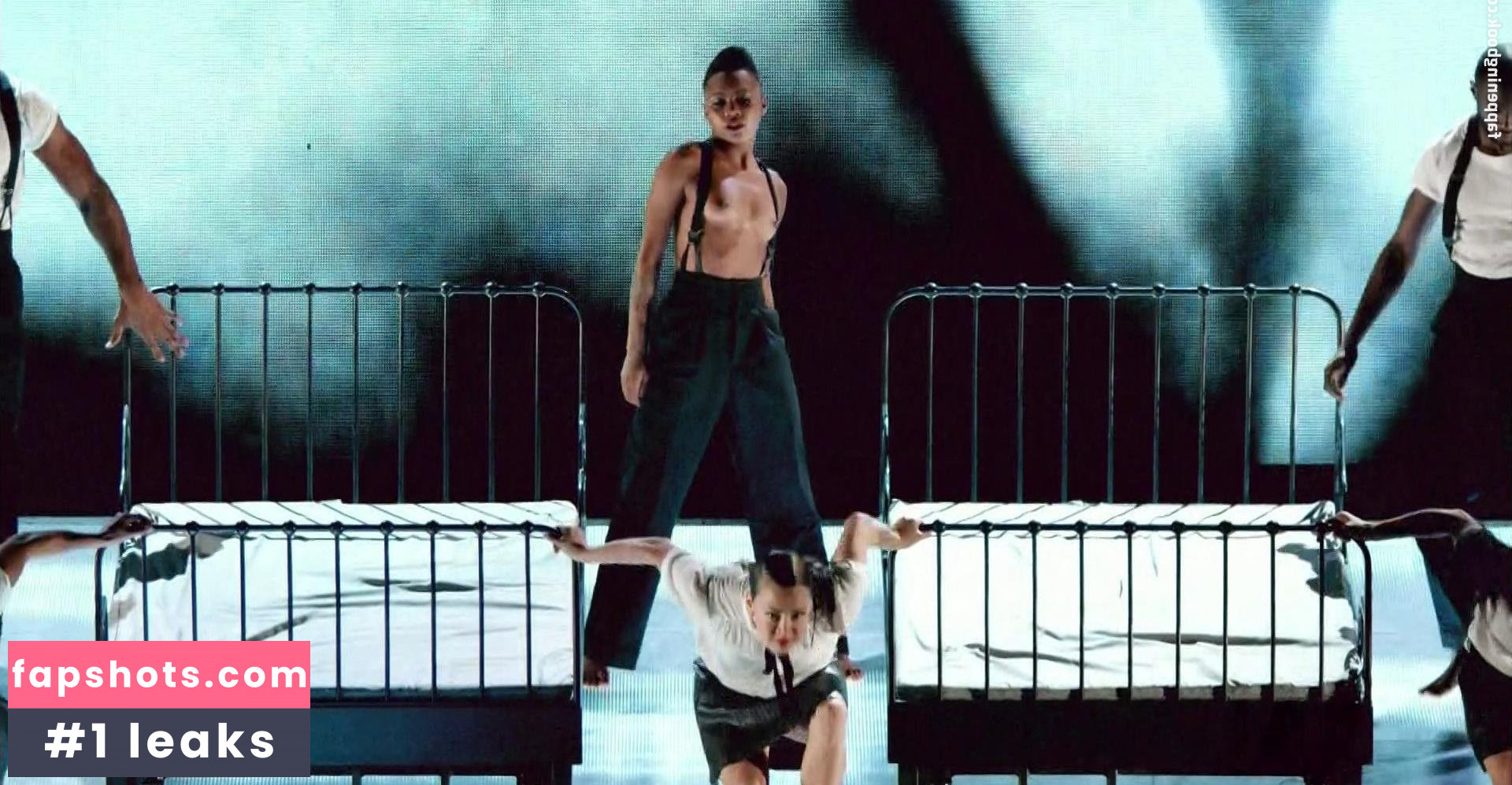 Sasha Mallory gallery photo #7