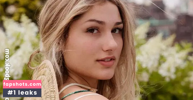 Sasha Meneghel gallery photo #33