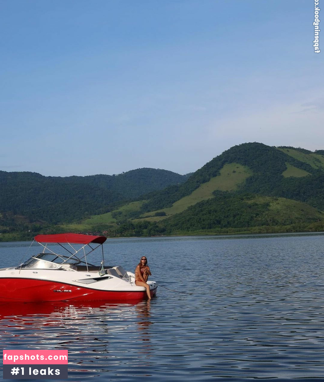 Sasha Meneghel gallery photo #47