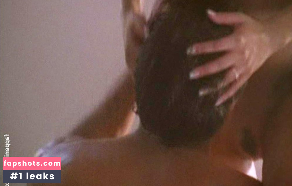 Sasha Peralto gallery photo #10