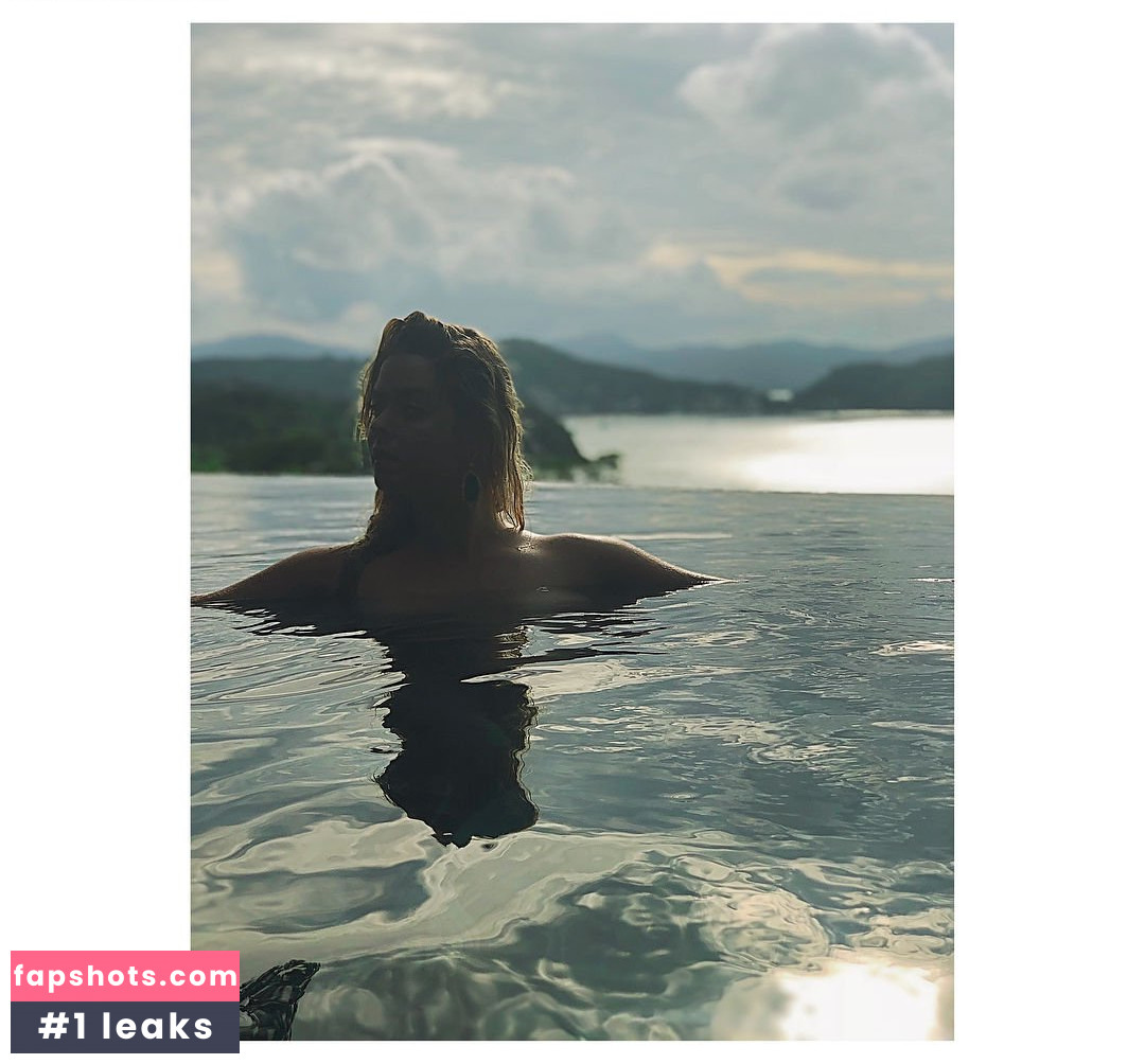 Sasha Pieterse Nude Leaks OnlyFans Photos #89 - LeakJerk