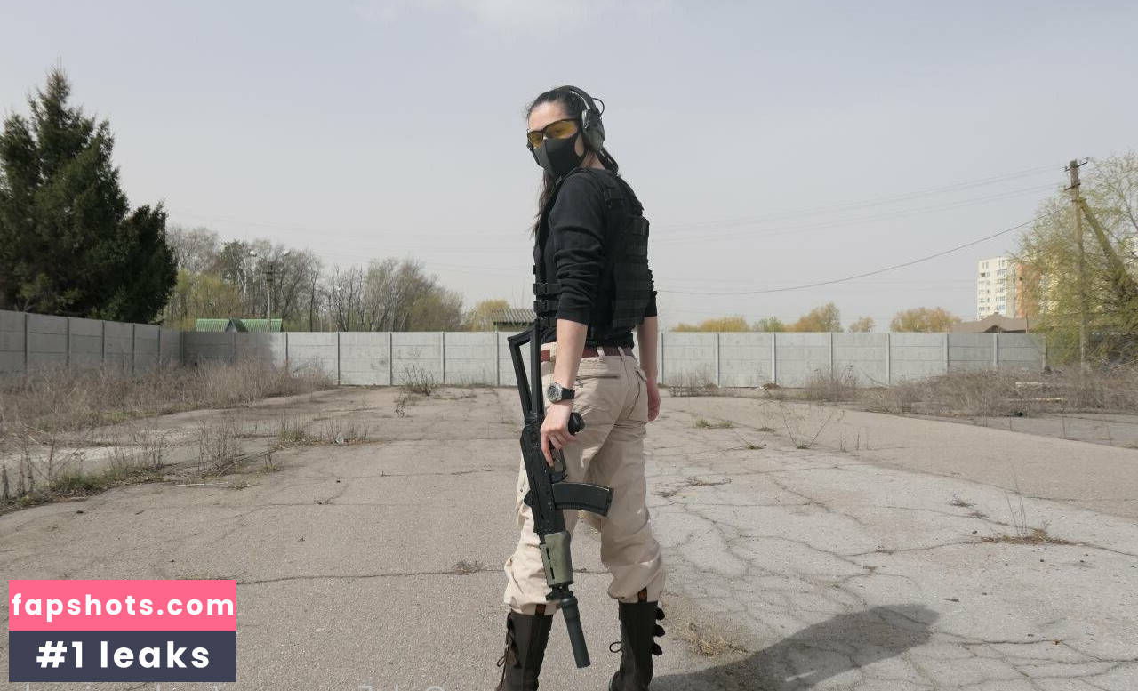 sasha_simple gallery photo #12