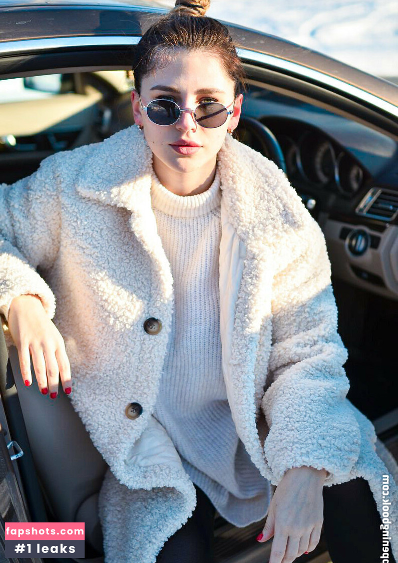 sasha.unic Nude Leaks OnlyFans Photos #3 - LeakJerk