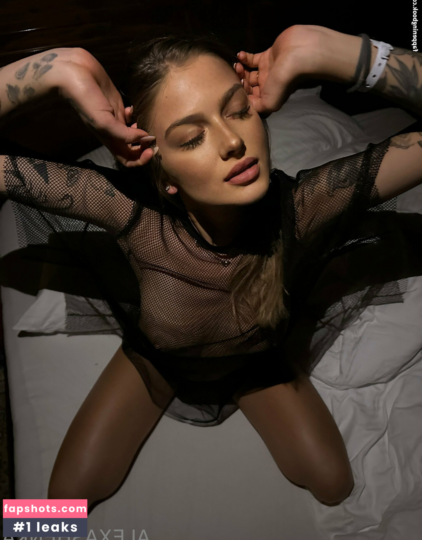 Sashenka Alexander gallery photo #24