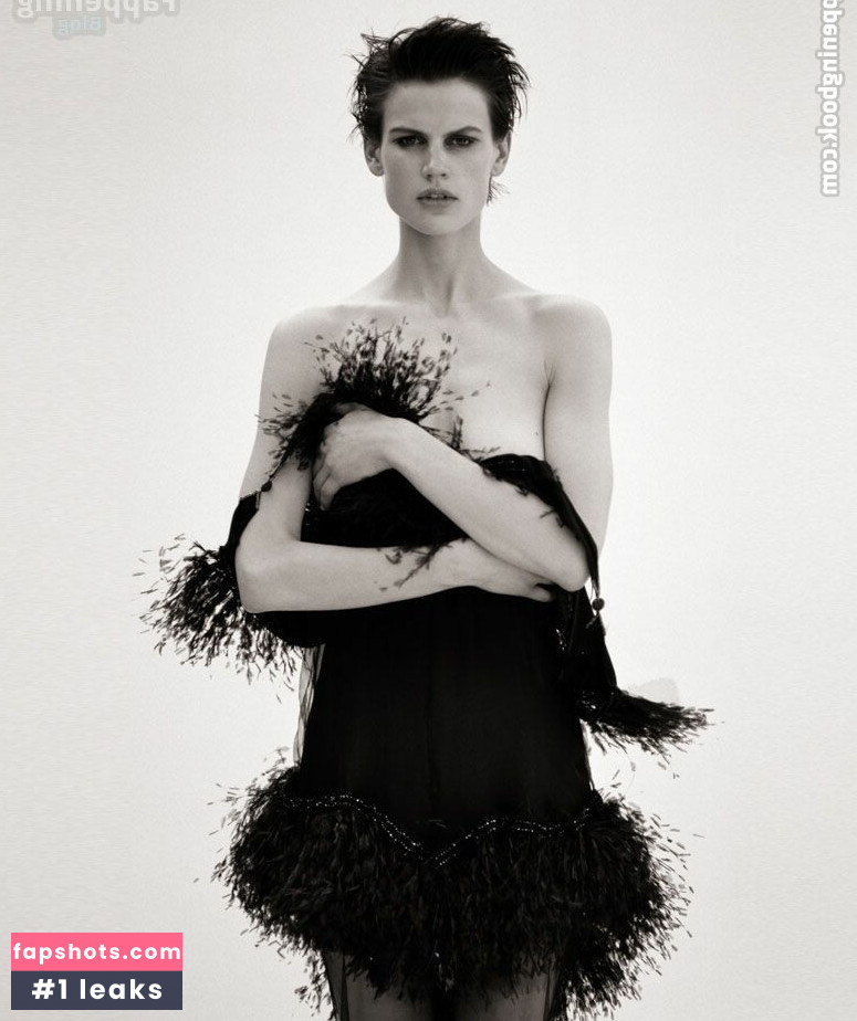 Saskia de Brauw gallery photo #14