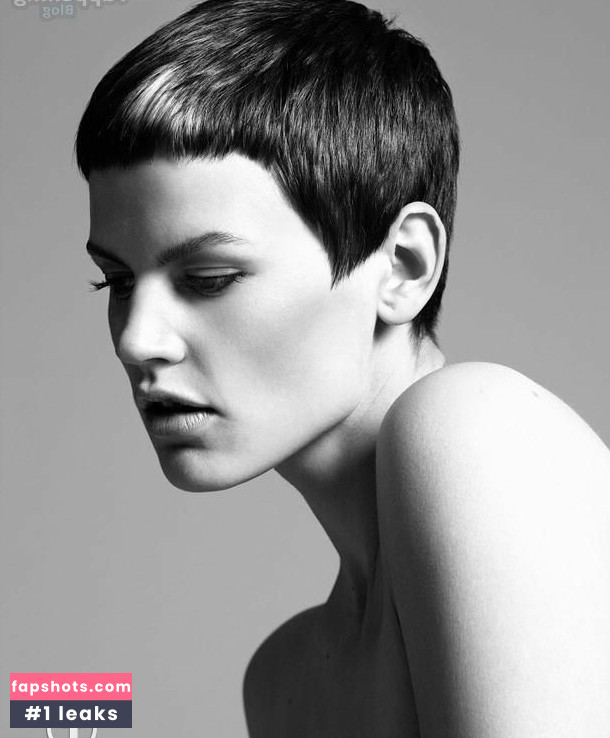 Saskia de Brauw gallery photo #7