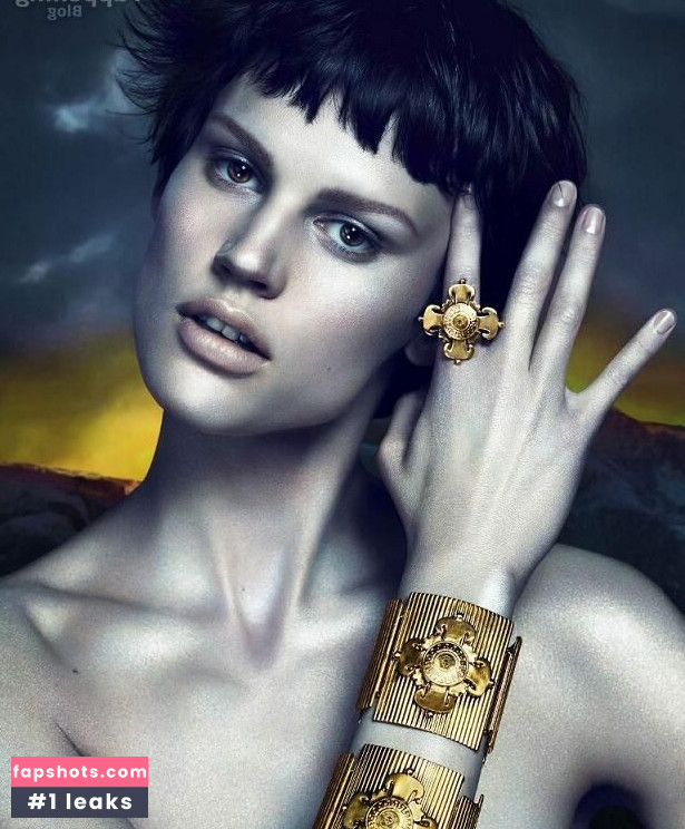 Saskia de Brauw gallery photo #8