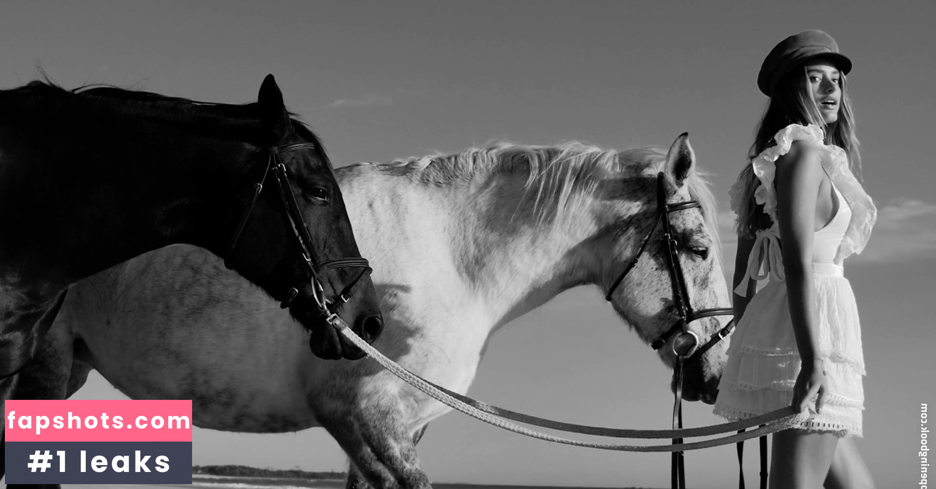 Saskia Jenkins gallery photo #3