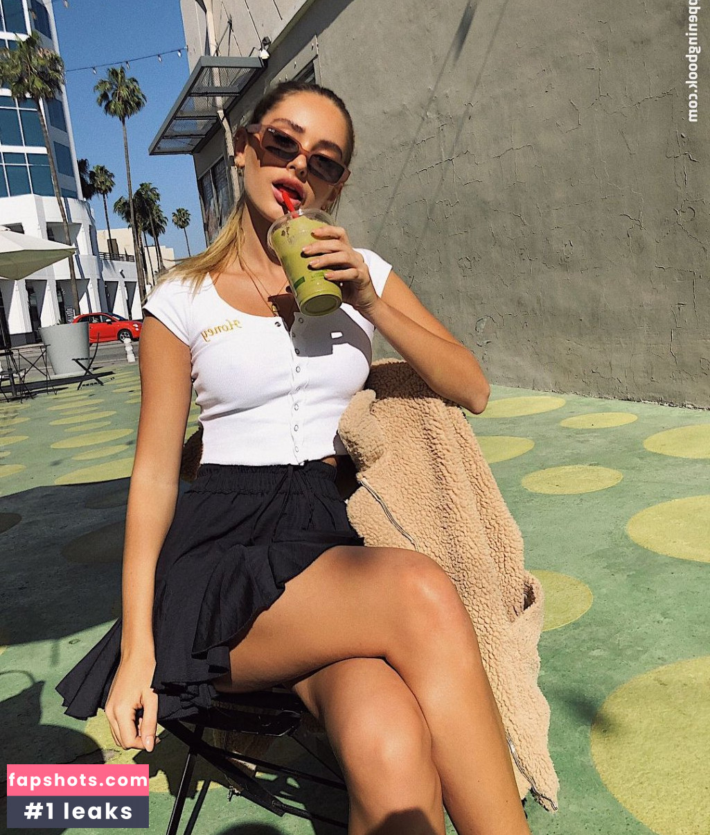 Saskia Jenkins gallery photo #64