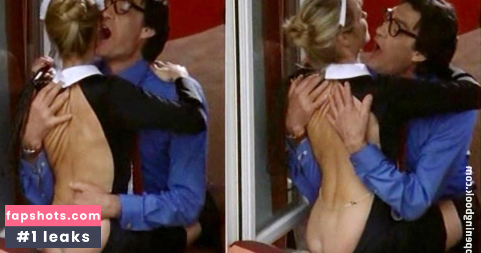 Saskia Valencia gallery photo #19