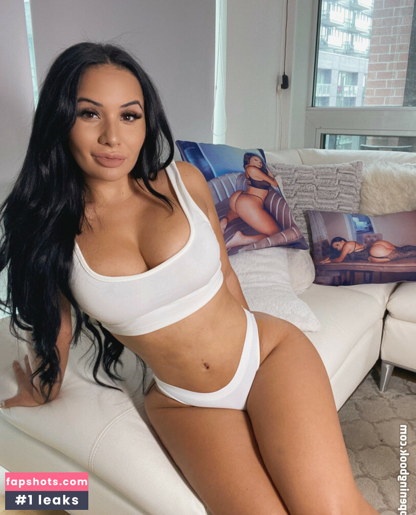 Sassy Mandy Nude Leaks OnlyFans Photos #18 - LeakJerk