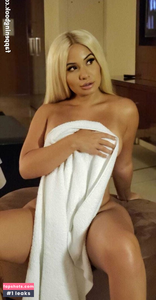 Sassy Mandy Nude Leaks OnlyFans Photos #5 - LeakJerk