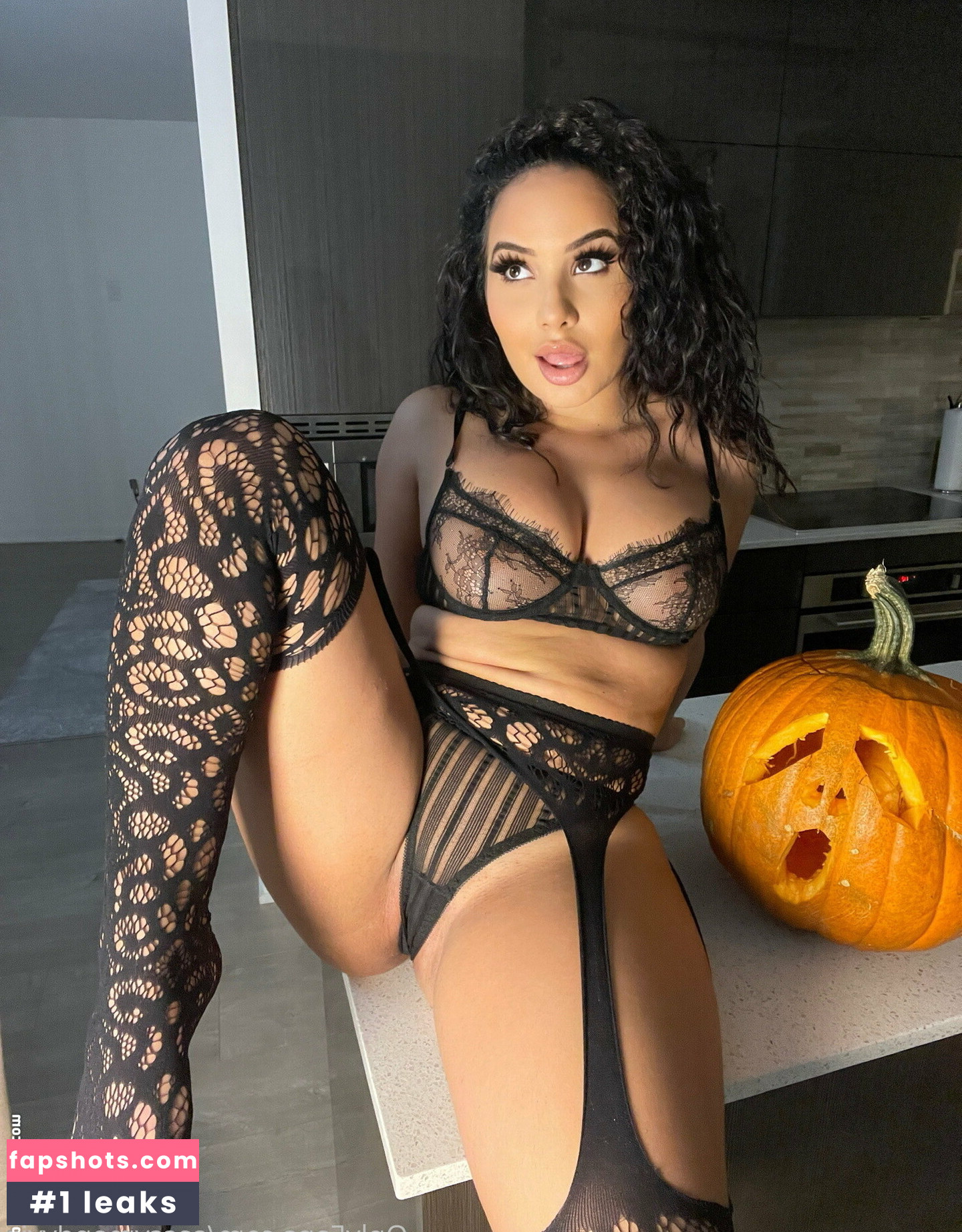 sassymandyvip gallery photo #36