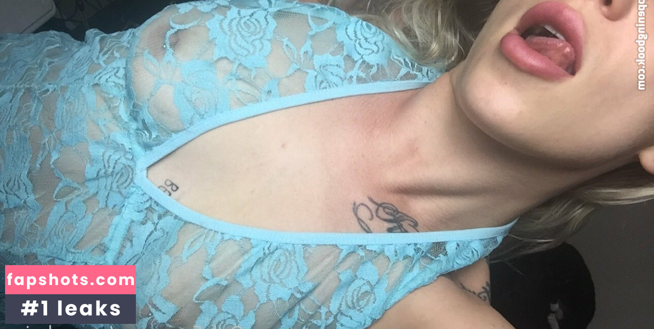 sassyshaina gallery photo #3