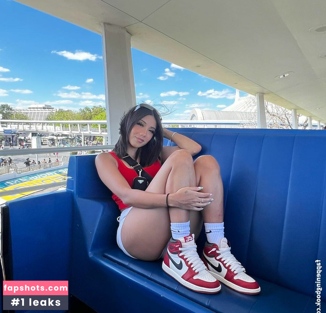 SassySounds ASMR gallery photo #37