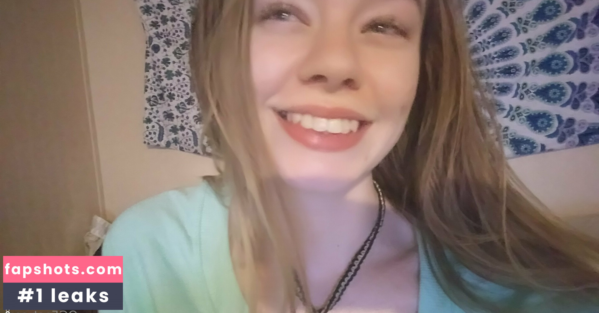 sativaskies Nude Leaks OnlyFans Photos #8 - LeakJerk