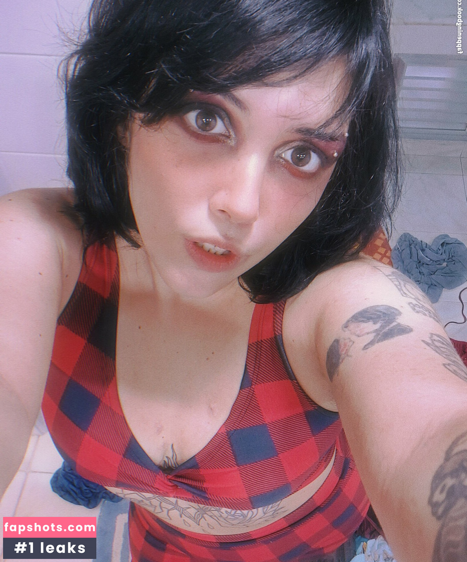 Saturncore Netunokinoart Filtración Desnuda OnlyFans Foto #3 - Fapshots