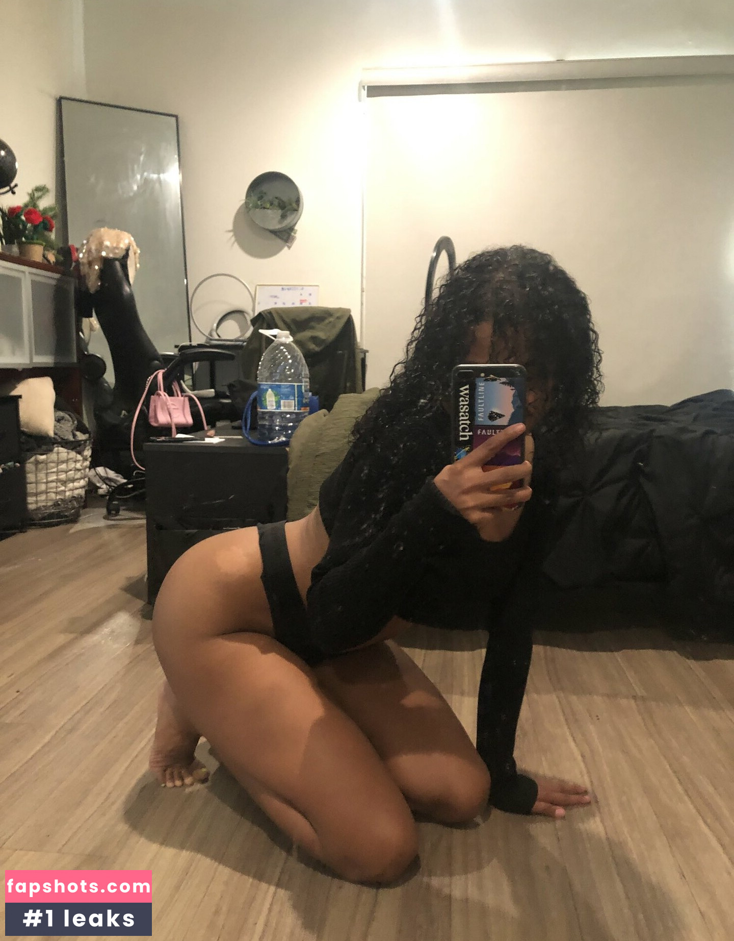 saturnswrld gallery photo #3