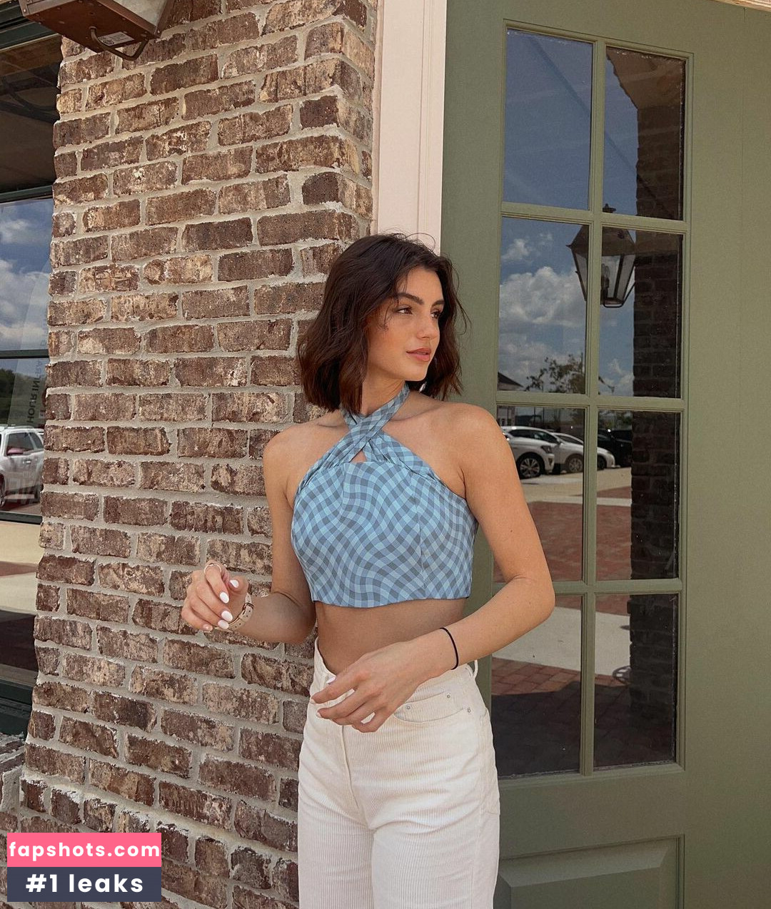 Savanna Demers gallery photo #2